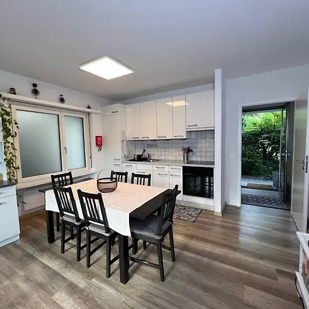 Appartement Con Piscina Giardino E Natura Riazzino